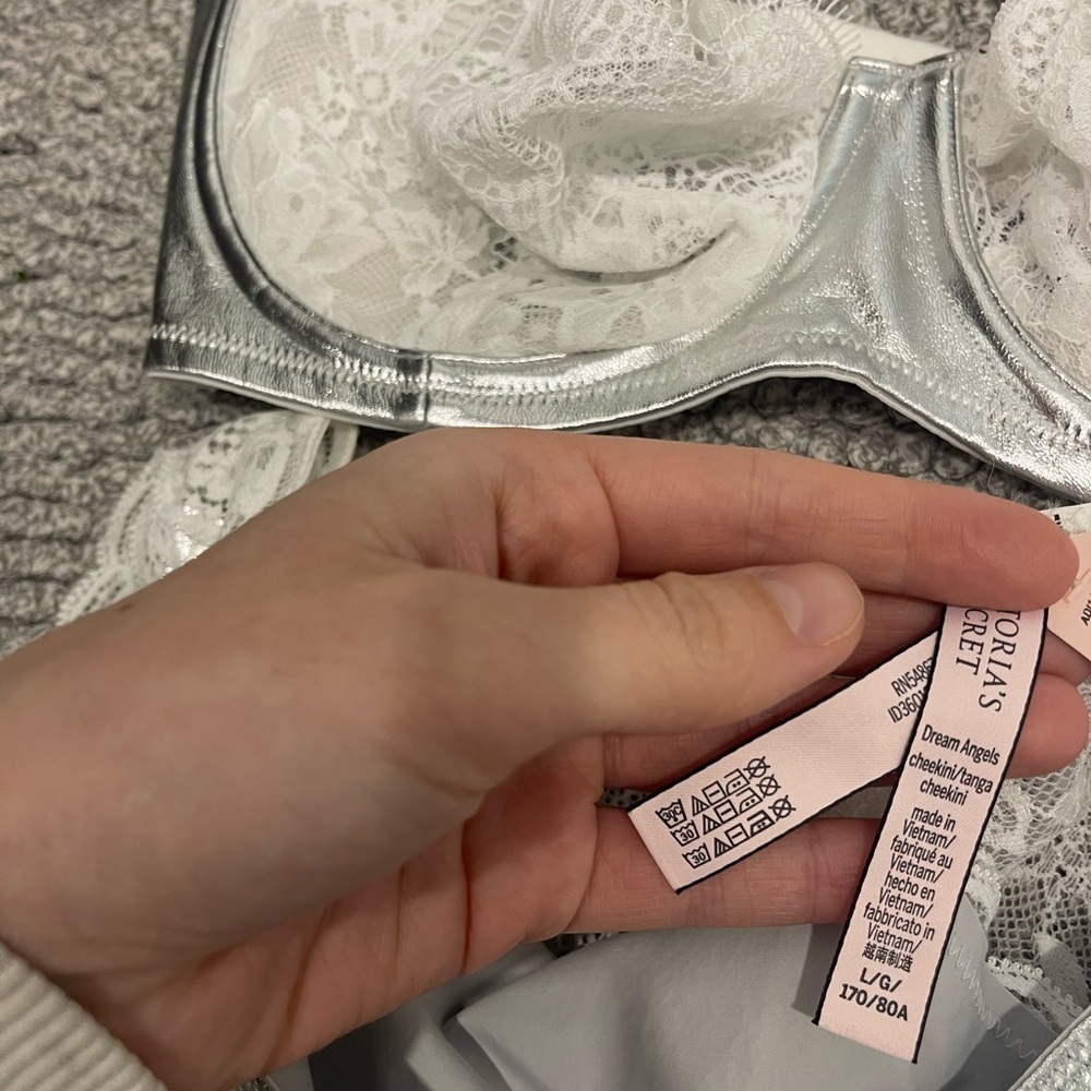 Victoria secret two piece bra panties set NEW size Large and 32DDD bra lace - Picture 5 of 7
